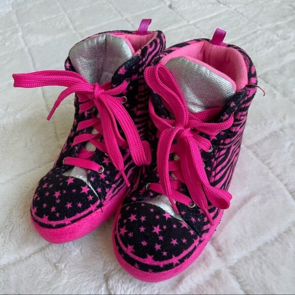 Justice | Pink And Black Zebra Slippers | Size 2/3 (Small) - Picture 1 of 6